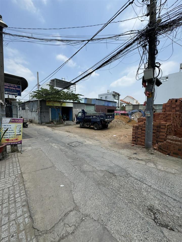 Chính chủ bán đất mặt tiền. 5 x 23 trung tâm y tế q2.