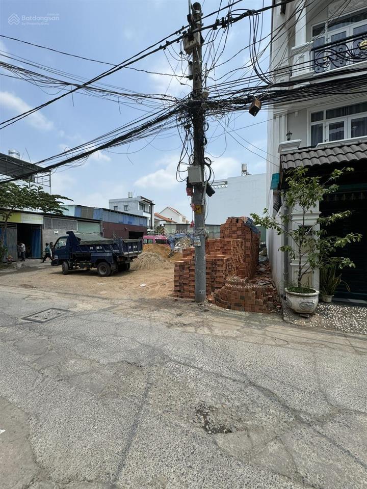 Chính chủ bán đất mặt tiền. 5 x 23 trung tâm y tế q2.