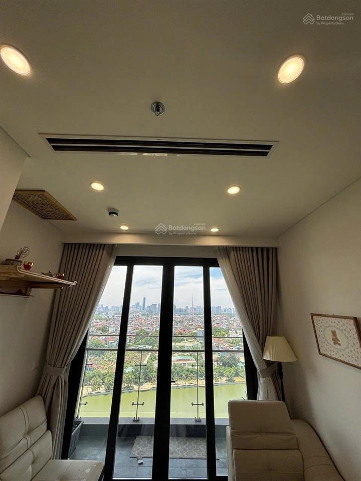 Cho thuê căn hộ 2pn2vs full đồ vinhomes smart city
