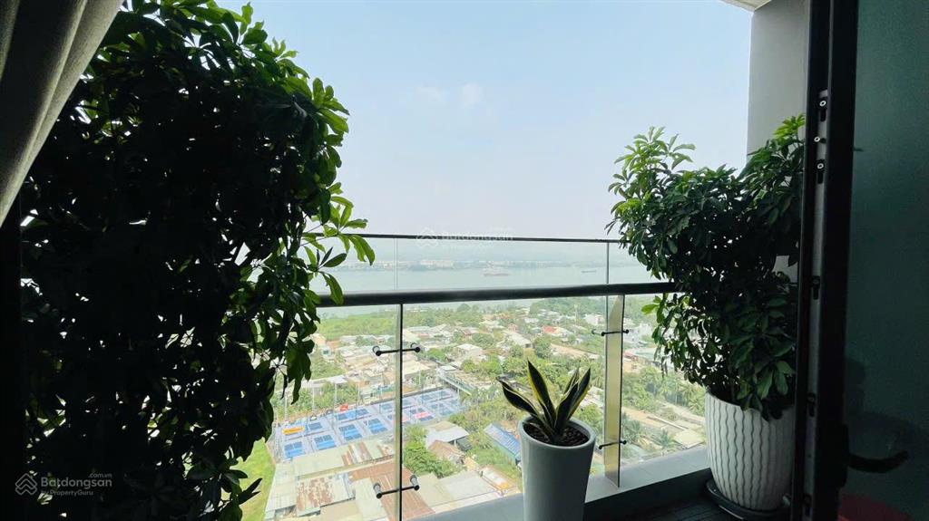 Cần cho thuê căn 3 pn 92 m2 the beverly solary