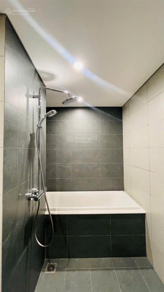 Cần cho thuê căn 3 pn 92 m2 the beverly solary