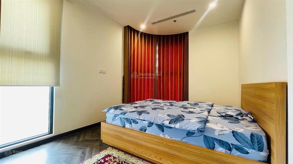 Cần cho thuê căn 3 pn 92 m2 the beverly solary