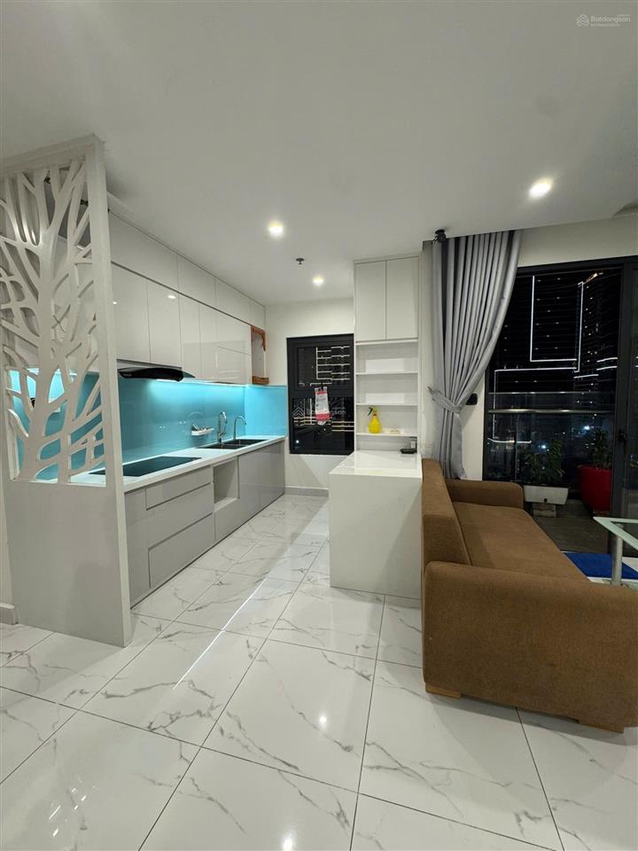 Cần cho thuê căn 3 pn 92 m2 the beverly solary