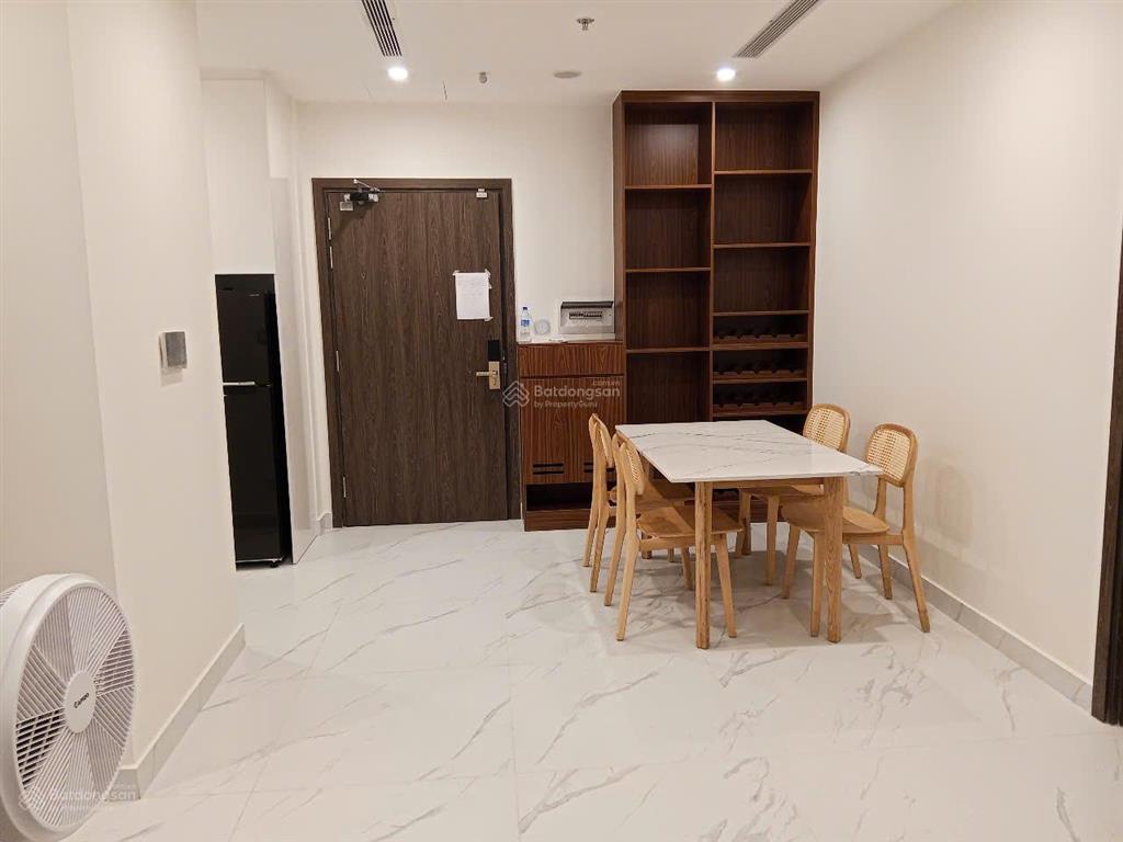Cần bán căn the beverly 2 pn view sông tầng đẹp chỉ 5.1 tỷ
