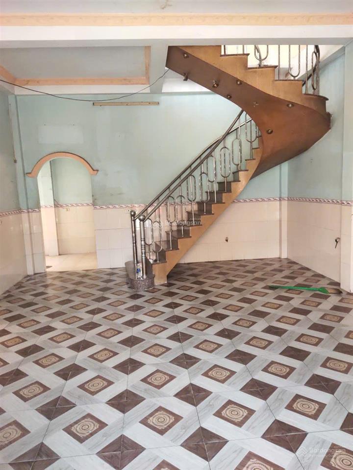 Nhà cho thuê dt 160 m2,trên đường lê văn duyệt p .trấn biên dn
