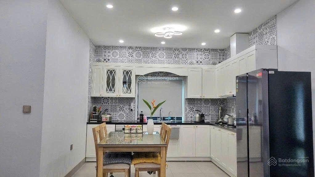 Villa koala house 2000m2 full đồ giá thuê siêu rẻ 10tr