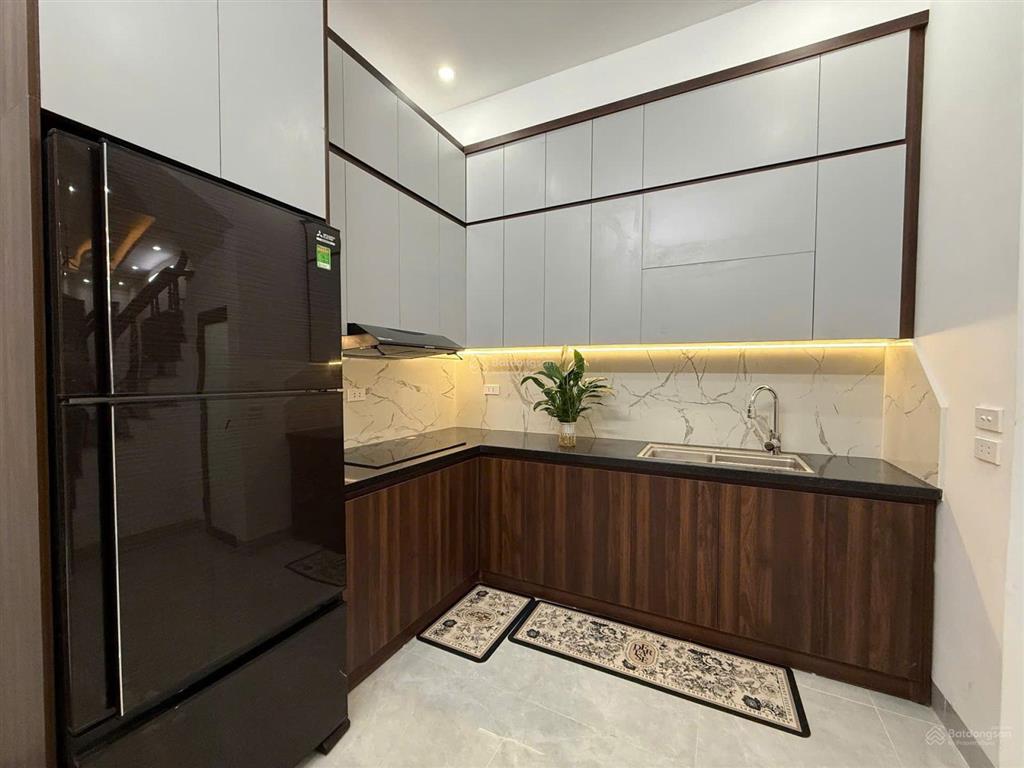 Tầm tiền hiếm 6,5 .t.ỷ. nhà gần phố chỉ vài bước ra ô tô | phan đình giót