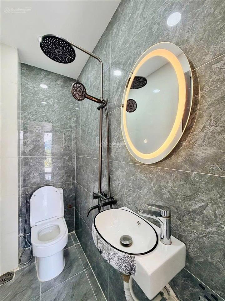 Nhà đẹp ngay mặt tiền cao thắng, quận 10 chỉ hơn 2tỷ gần ngay đường lớn 3/2