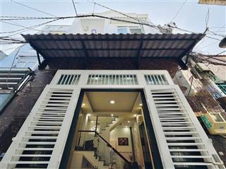 Cần bán nhà đi định cư gần mặt tiền đường lê thị hoa thủ đức chỉ 1' ra ql13