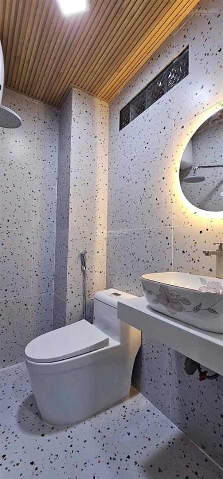 (3.5ty)có sẵn hợp đồng thuê 15tr/thang. bán nhà kha vạn cân, 54,3 m2, view đẹp, chính chủ, hxh, shr