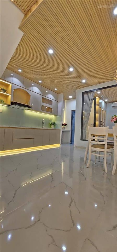 (3.5ty)có sẵn hợp đồng thuê 15tr/thang. bán nhà kha vạn cân, 54,3 m2, view đẹp, chính chủ, hxh, shr