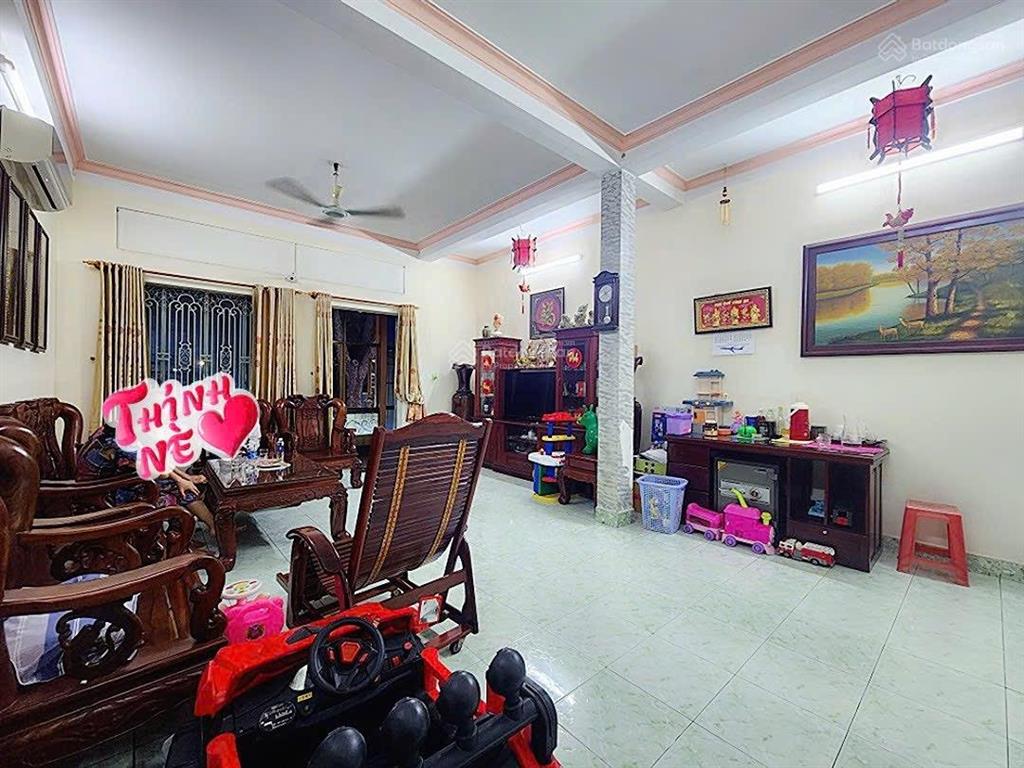 Nhà mặt tiền đường hồng hà  sân bay quốc tế tân sơn nhất, vipdt 220m2 (ngang khủng 10.2 x 21.5)