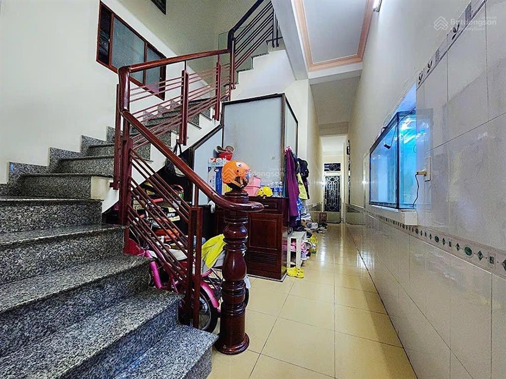 Nhà mặt tiền đường hồng hà  sân bay quốc tế tân sơn nhất, vipdt 220m2 (ngang khủng 10.2 x 21.5)