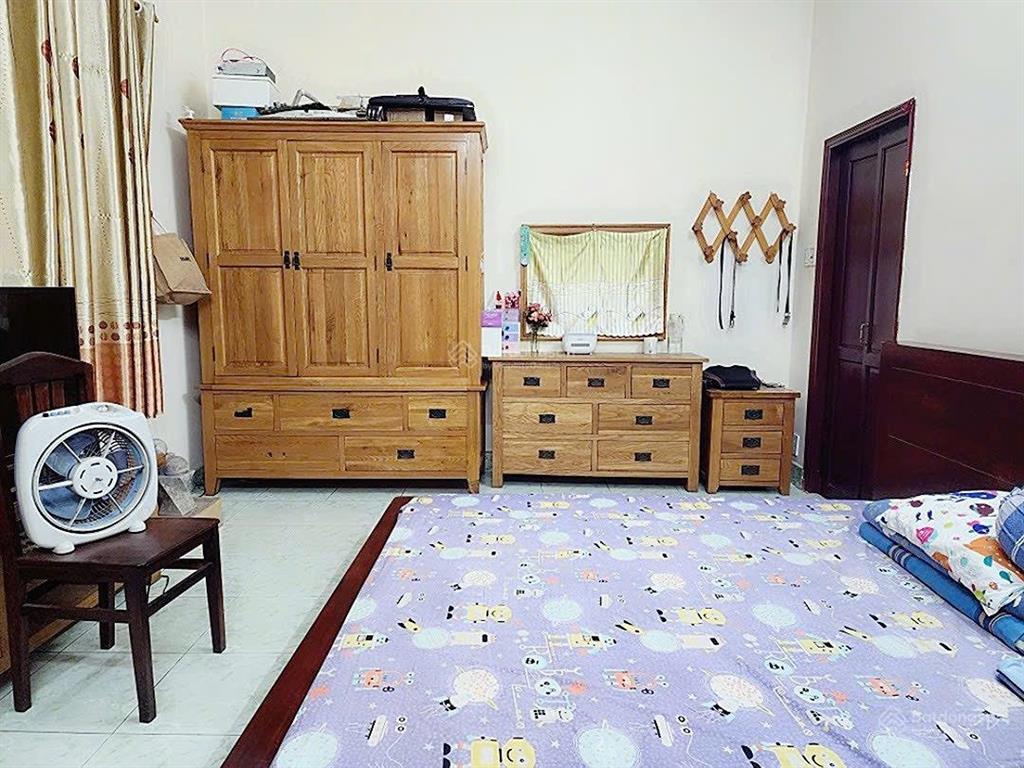 Nhà mặt tiền đường hồng hà  sân bay quốc tế tân sơn nhất, vipdt 220m2 (ngang khủng 10.2 x 21.5)