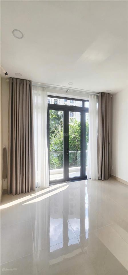 Bán nhà riêng tại phan huy ích, 5,4 tỷ, 30,8 m2, 4pn, 3wc, ngõ rộng 8m, pháp lý đầy đủ