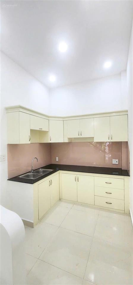 Bán nhà riêng tại phan huy ích, 5,4 tỷ, 30,8 m2, 4pn, 3wc, ngõ rộng 8m, pháp lý đầy đủ