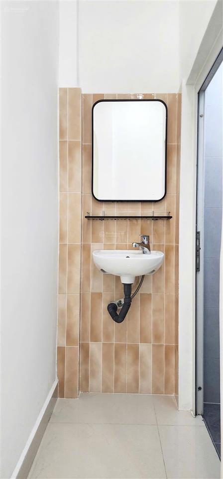Bán nhà riêng tại phan huy ích, 5,4 tỷ, 30,8 m2, 4pn, 3wc, ngõ rộng 8m, pháp lý đầy đủ