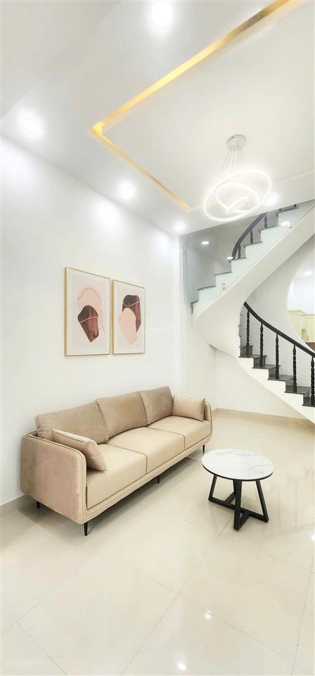 Bán nhà riêng 4pn, 30.8m2, 5,4 tỷ, tại phan huy ích, p 15, q.gò vấp, hcm