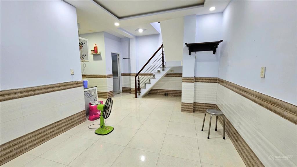 Bán nhà riêng tại trần hưng đạo, 5,5 tỷ, 27,5 m2, hot! uy tín