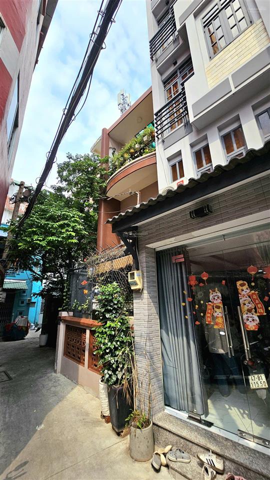 Bán nhà riêng tại phan đăng lưu, 6,45 tỷ, 30,4 m2, giá ưu đãi, view đẹp