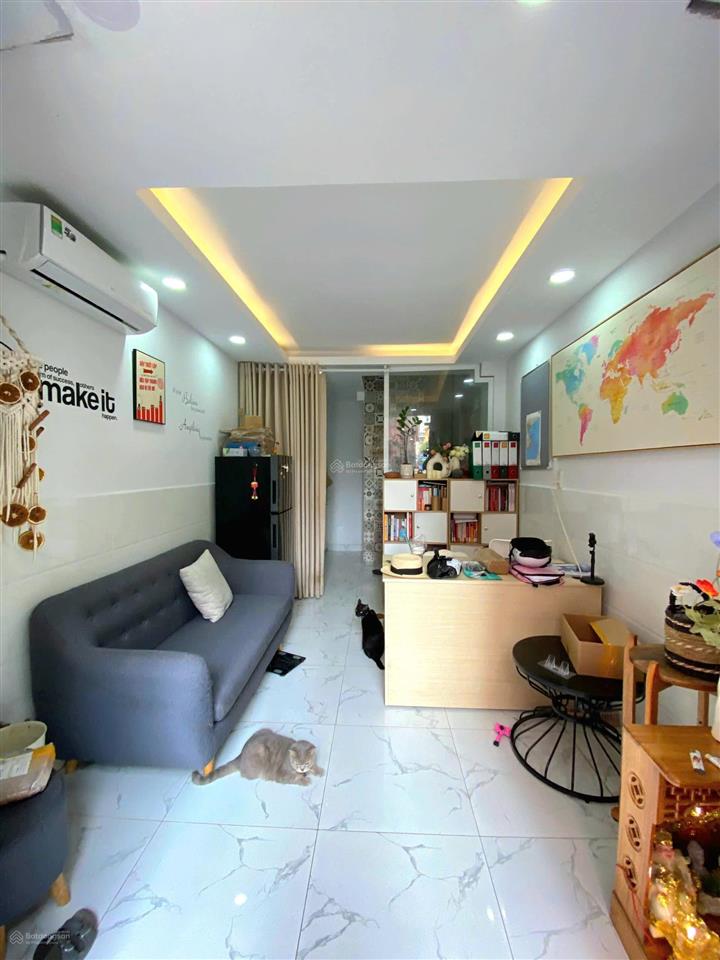 Bán nhà riêng tại phan đăng lưu, 6,45 tỷ, 30,4 m2, giá ưu đãi, view đẹp