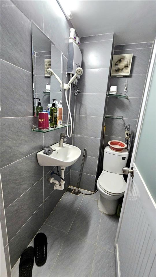 Bán nhà riêng tại phan đăng lưu, 6,45 tỷ, 30,4 m2, giá ưu đãi, view đẹp