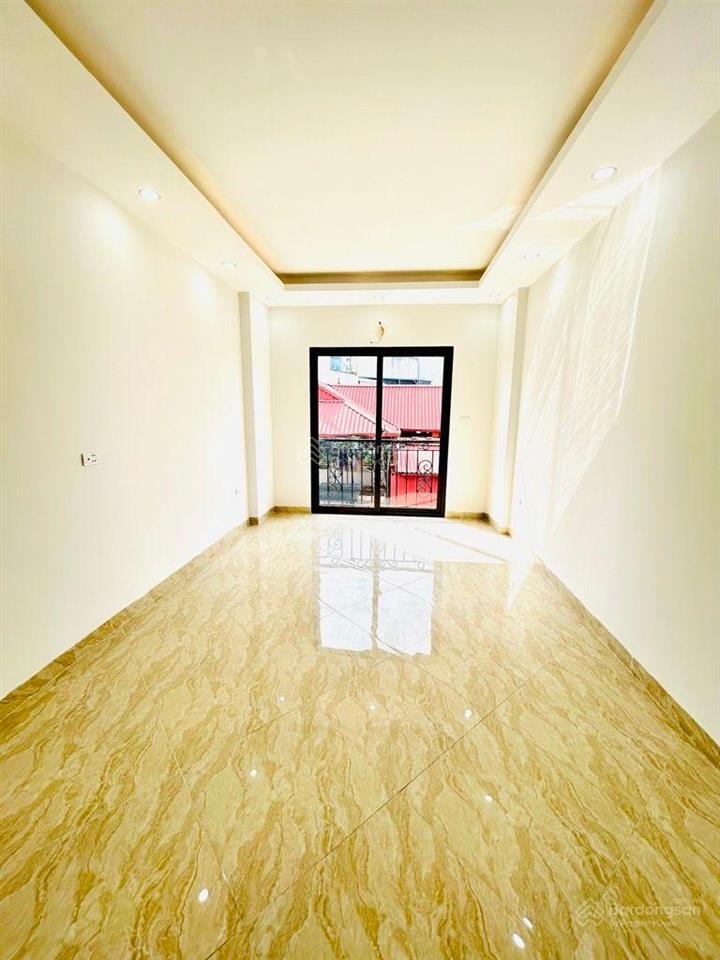 Hàng hiếm. ô tô 45 chỗ đỗ cổng. diện tích 60m2, giá 7 tỷ 68