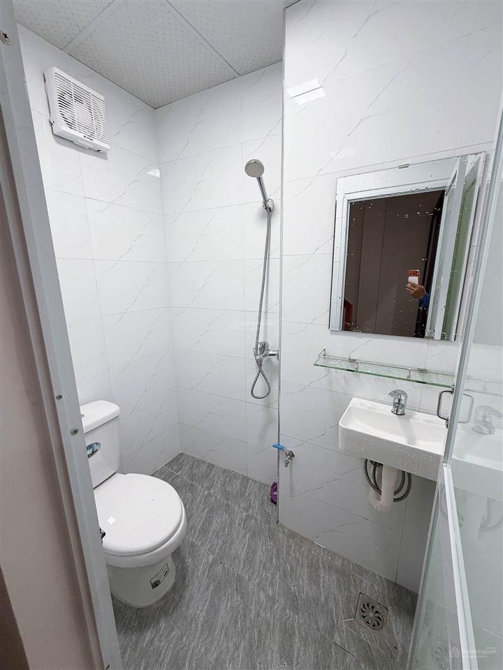 Bán nhà mới xây, 4 tầng, 5 tỷ, diện tích 30m