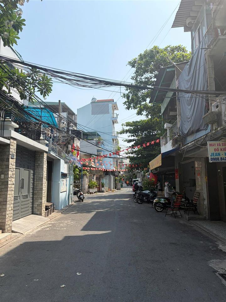 Bán nhà hẻm 4m, taxi tới sát cửa nhà đẹp ở ngay tại 2/77 thiên phước, p9 tân bình