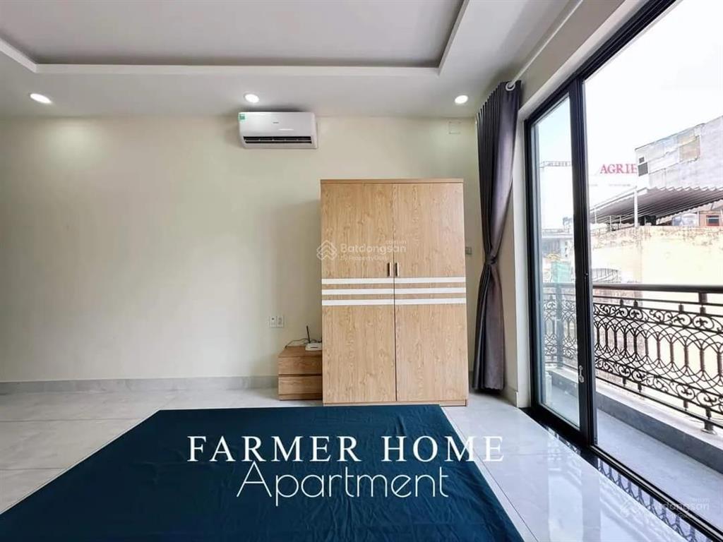 Studio ban công cực thoáng, giá hạt dẻ