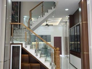 Nhà 4 tầng hxh 6m. dt 60m. gần chợ. giá chỉ 5.9 tỷ