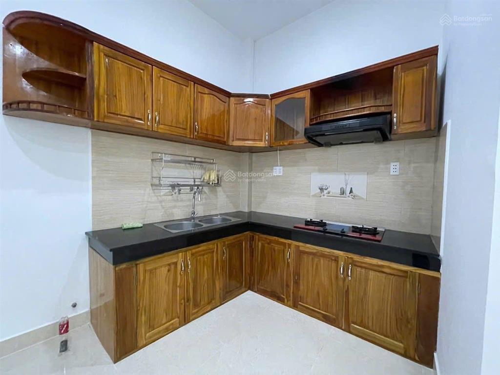 Bán nhà,đỗ xuân hợp q9,hẻm 8m,dt đất 82m2,giá 6.5 tỷ.