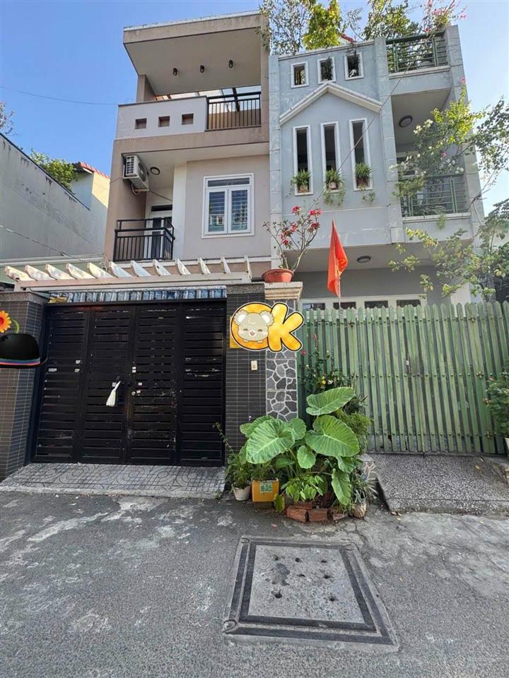 Bán nhà,đỗ xuân hợp q9,hẻm 8m,dt đất 82m2,giá 6.5 tỷ.