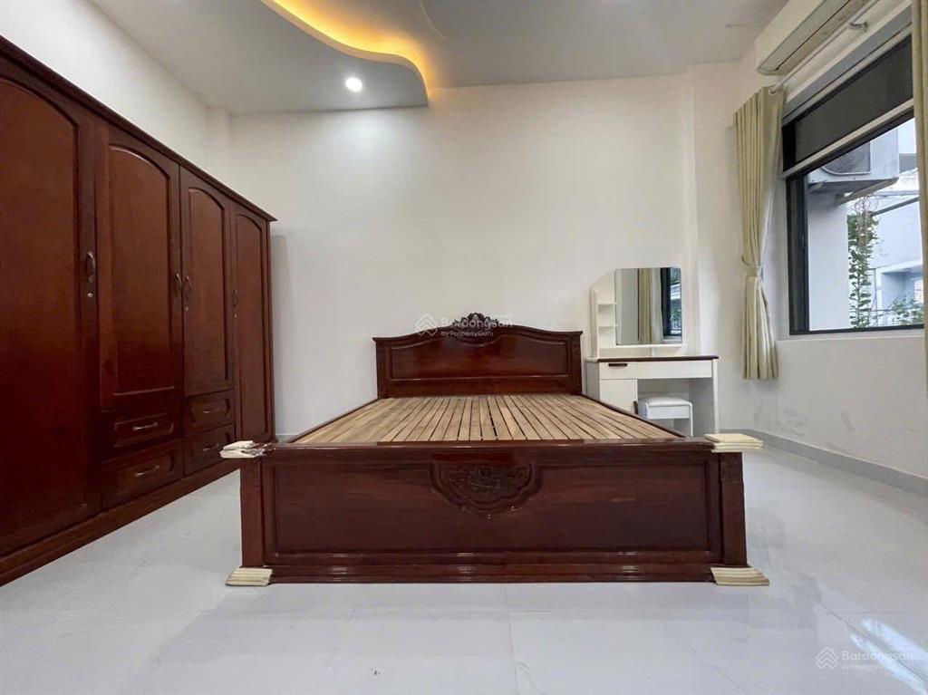Bán nhà,đỗ xuân hợp q9,hẻm 8m,dt đất 82m2,giá 6.5 tỷ.