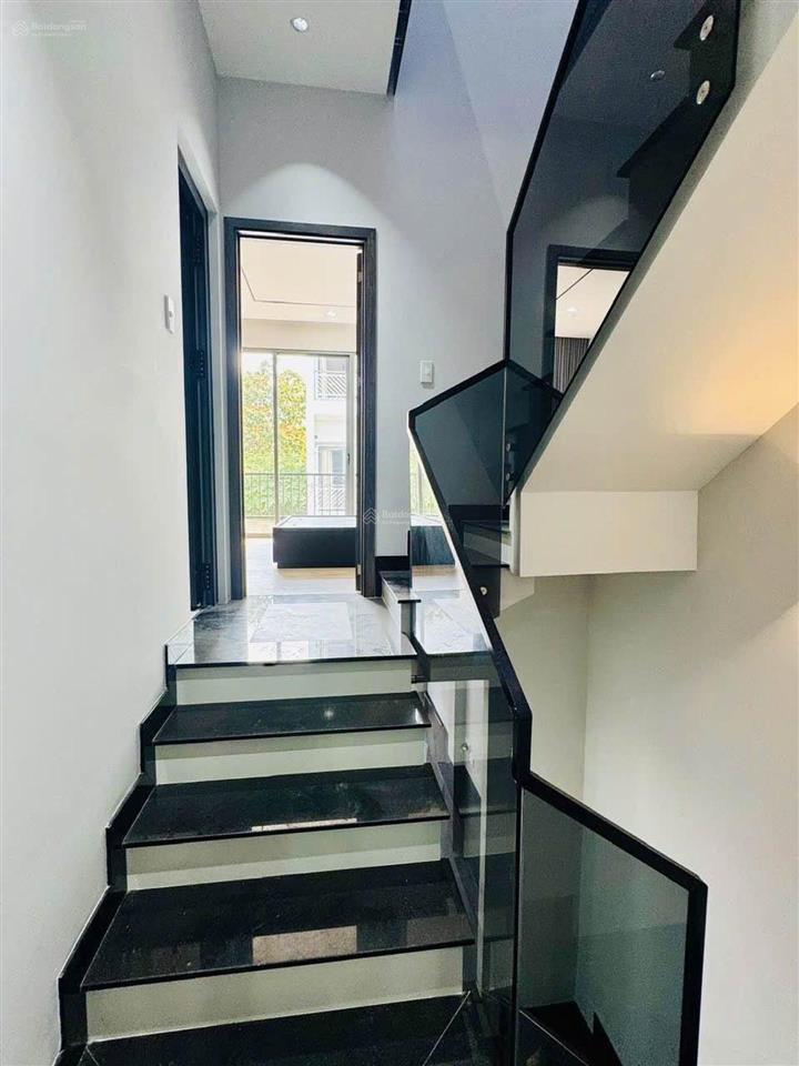 Bán nhà ở nguyễn duy trinh, 5,9 tỷ, 62 m2, 4pn + 4wc, giá tốt.