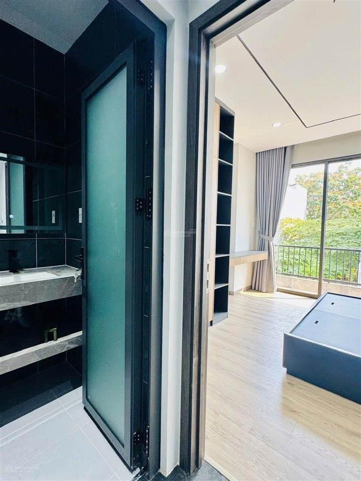 Bán nhà ở nguyễn duy trinh, 5,9 tỷ, 62 m2, 4pn + 4wc, giá tốt.