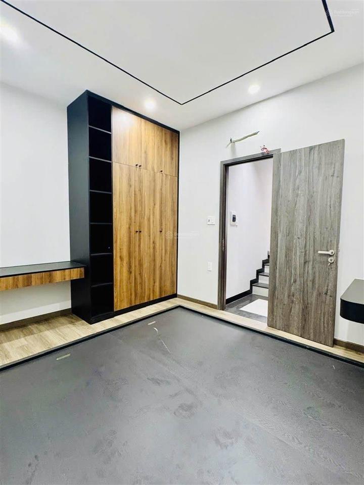 Bán nhà ở nguyễn duy trinh, 5,9 tỷ, 62 m2, 4pn + 4wc, giá tốt.