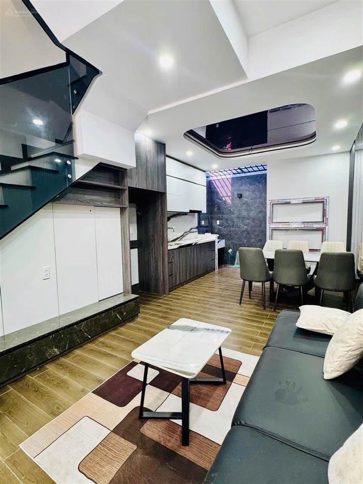 Bán nhà ở nguyễn duy trinh, 5,9 tỷ, 62 m2, 4pn + 4wc, giá tốt.