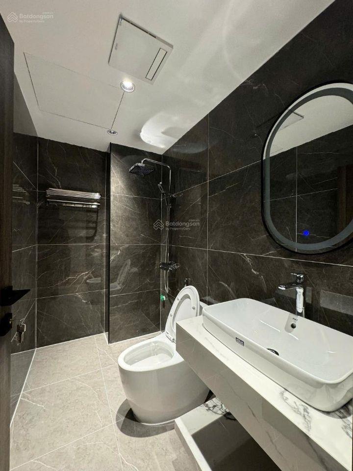 BÁN NHÀ PHỐ LƯƠNG THẾ VINH 43M 6 TẦNG Ô Ô ĐỖ CÁCH NHÀ 10M