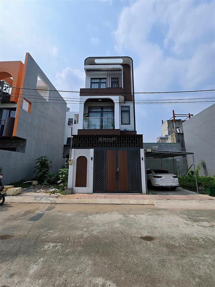 Bán nhà 1 trệt 2 lầu 4pn hẻm 6m thông, hoàn công đầy đủ, sổ hồng riêng.
