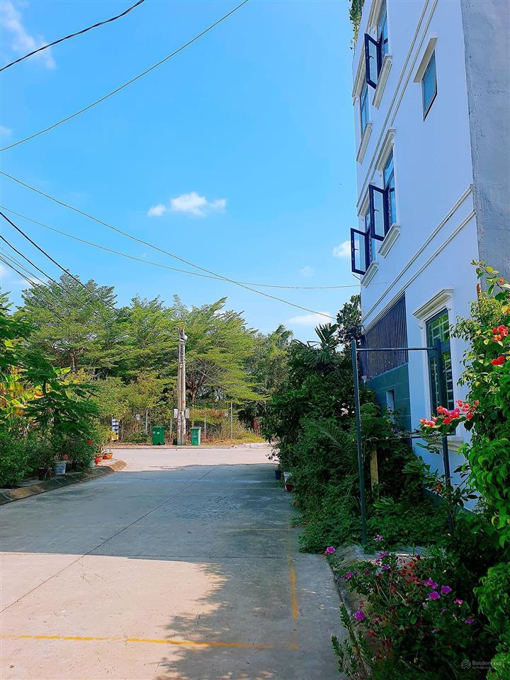 Đất lã xuân oai gần kđt đông tăng long 64m2 chỉ 3,6 tỷ. hẻm 6m thông. full thổ cư.