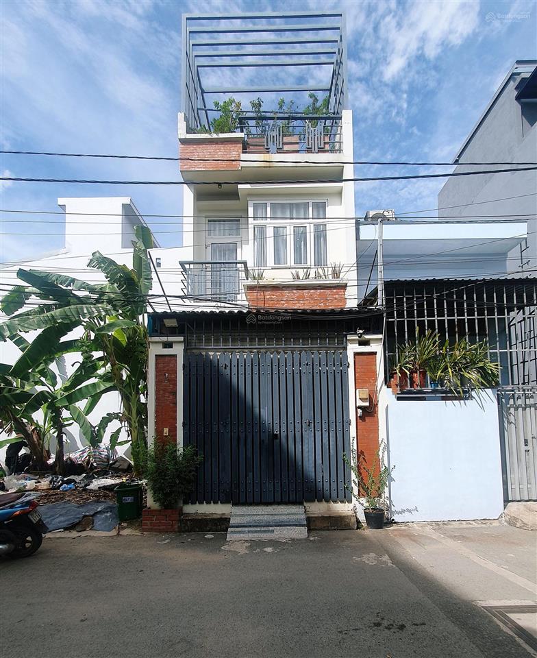 Nhà 1 trệt 1 lầu long trường full nội thất, hẻm thông 6m, sổ hồng riêng.