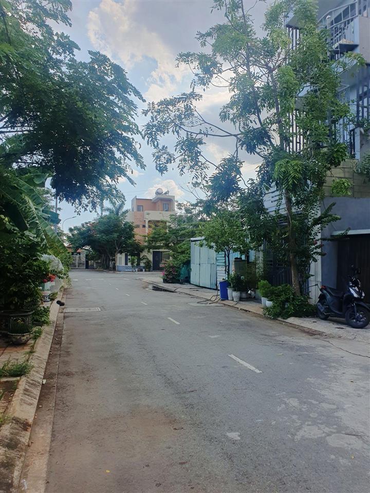Đất long trường 64m2 giá chỉ 3,4 tỷ. hẻm thông 6m. sổ hồng riêng. ko ngập nước.