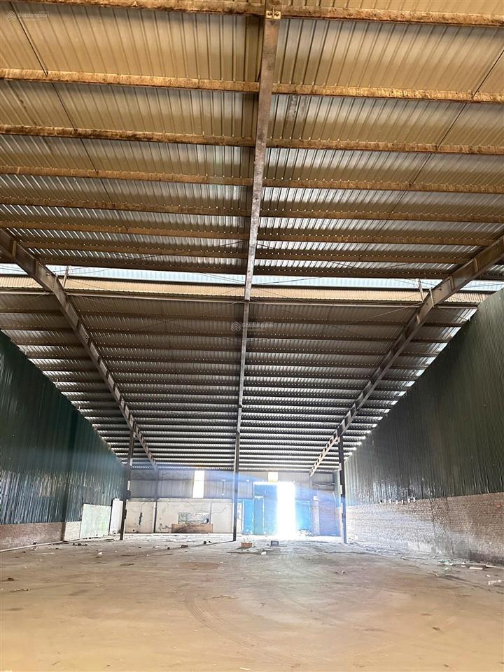 Cho thuê kho xưởng 1000m2 cụm cn cầu nổi, an khánh, có bảo vệ, xuất vat đủ, xe cont vào thoải mái.