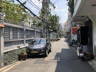 Hxh đẹp  huỳnh văn bánh  oto vào nhà  dt vàng (3.6 x15m)  chính chủ lâu đời  sổ nở hậu