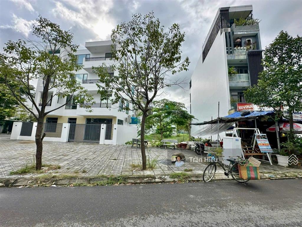 Giá rẻ như cho chỉ 72,5 tr/m2  lô 100m2 vỉa hè siêu siêu rộng đẹp, trục đường t3 thông ra vành đai