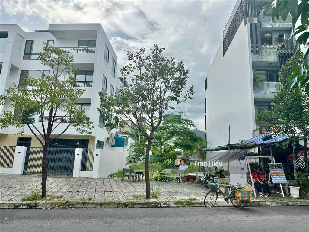 Giá rẻ như cho chỉ 72,5 tr/m2  lô 100m2 vỉa hè siêu siêu rộng đẹp, trục đường t3 thông ra vành đai