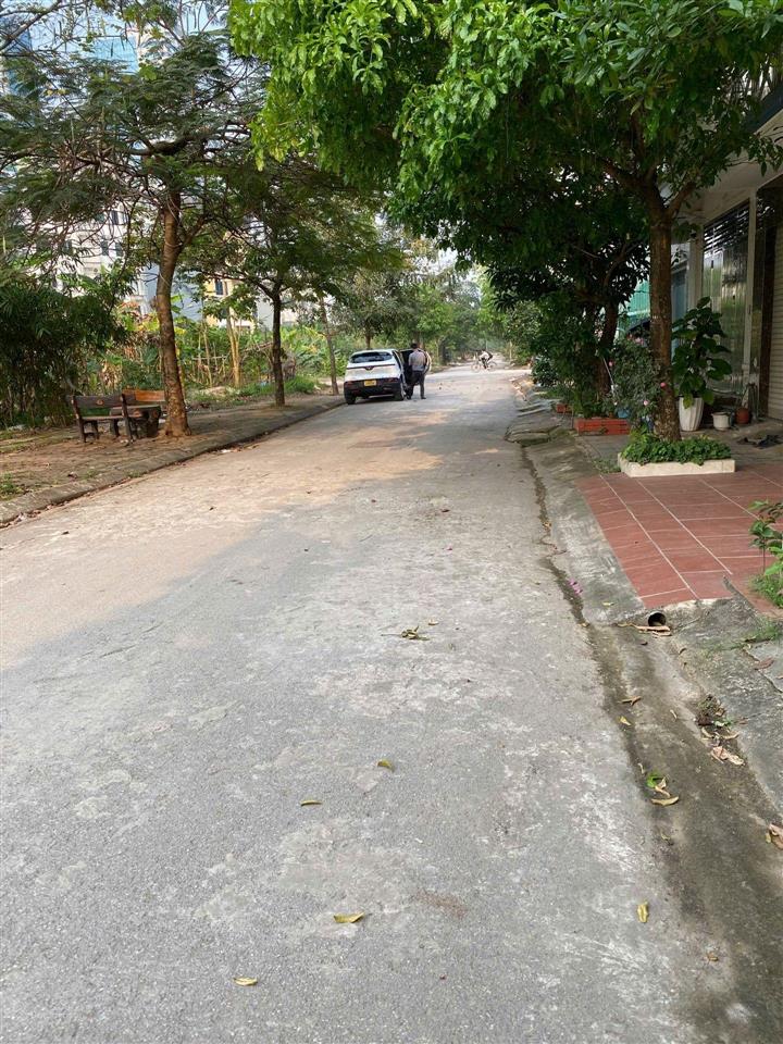 Chính chủ nhờ đất quang trung, lô góc 3 mặt thoáng, mặt tiền quyền lực, vài bước ô tô tránh, 146 m2