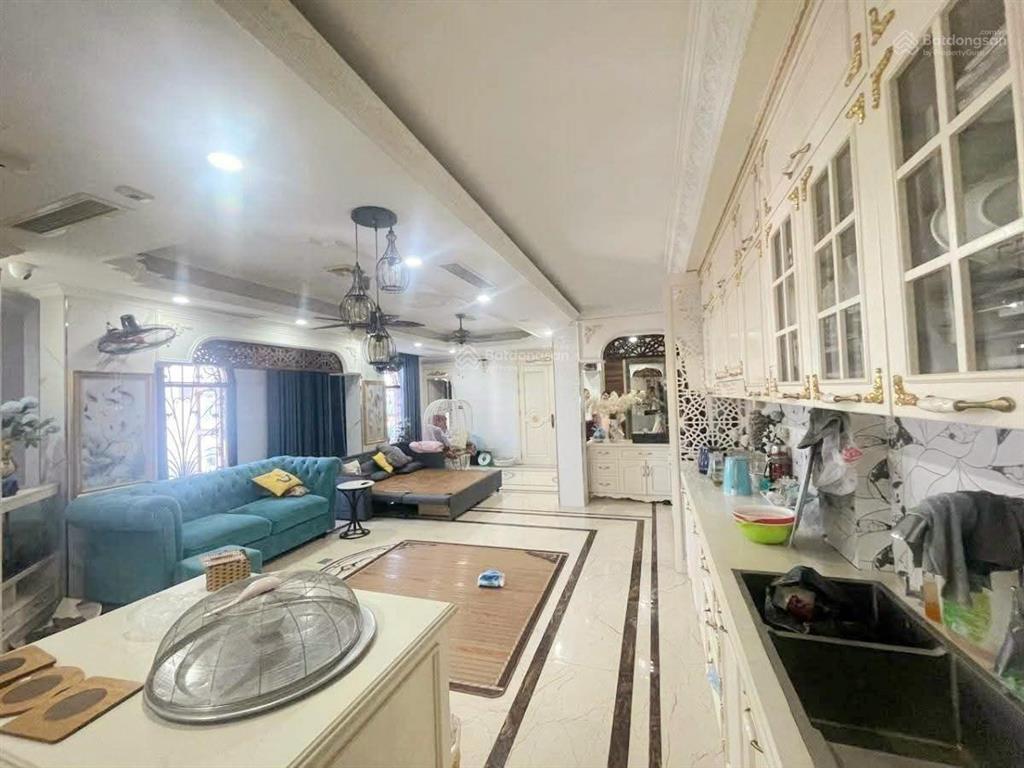 Bán biệt thự liền kề, kđg man bồi  gốc găng, hà đông.lô góc. dt 65m 7 tầng mt16m.giá 31 tỷ.