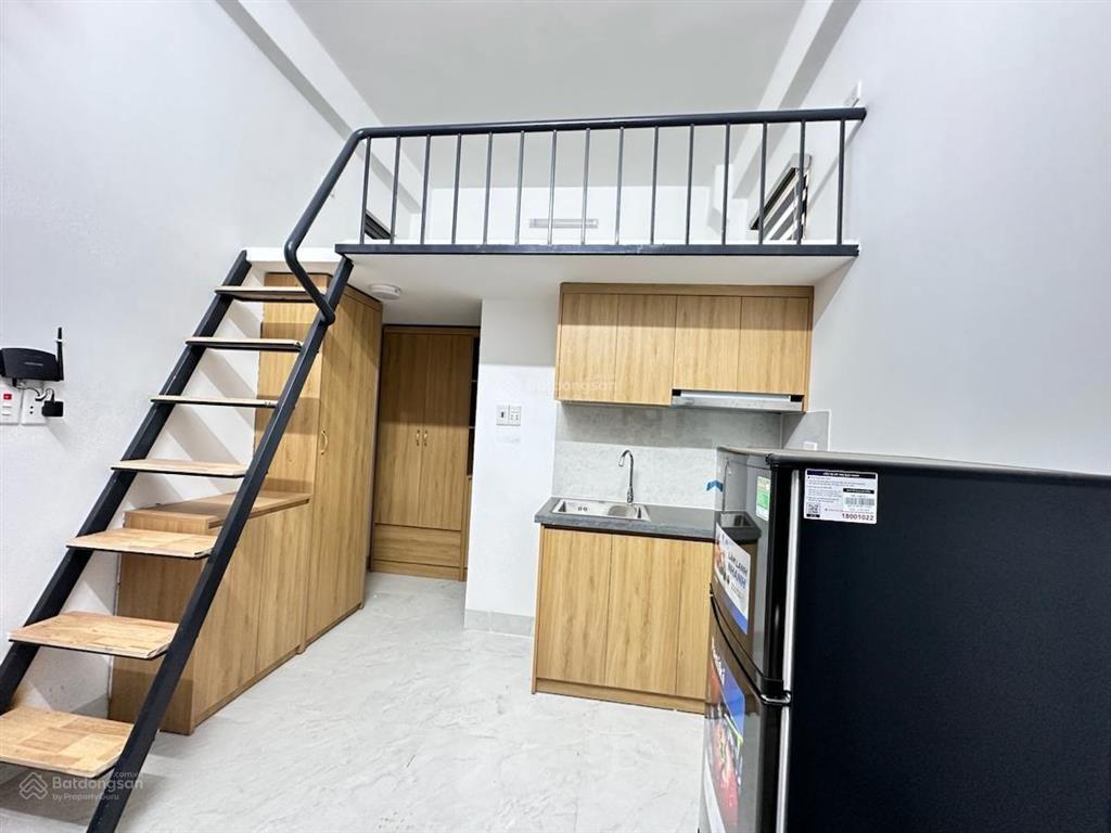 Bán chung cư mini quan nhân, thanh xuân. 32 phòng. dt 90m2  8 tầng  mt 5.5m. giá 36,8 tỷ
